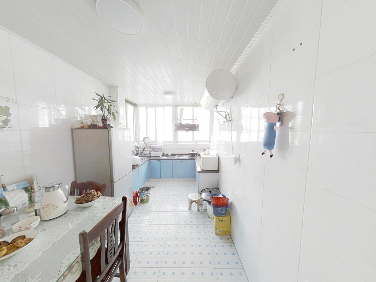 春晖花园 1室1厅1卫 59.70m&sup2;