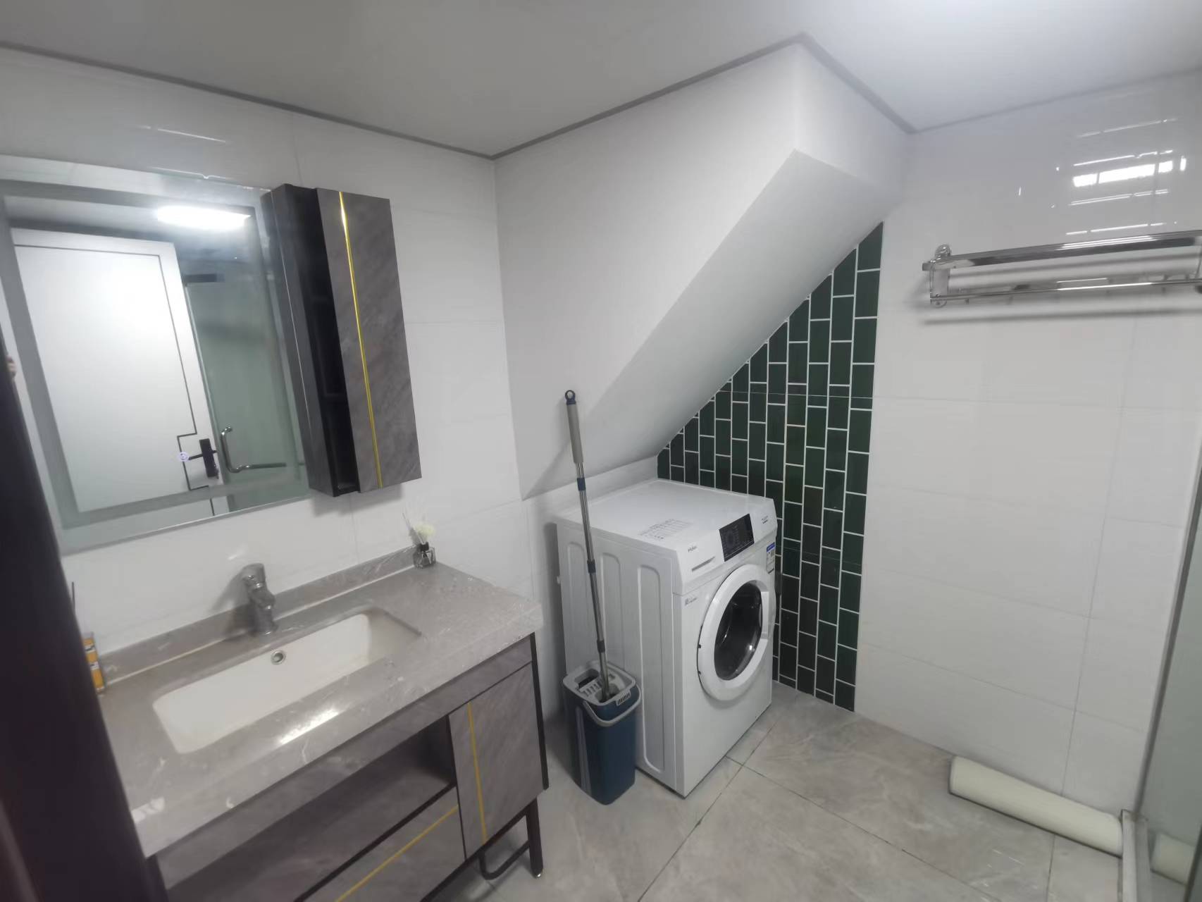 圆融堤调 1室1厅1卫 55.44m&sup2;