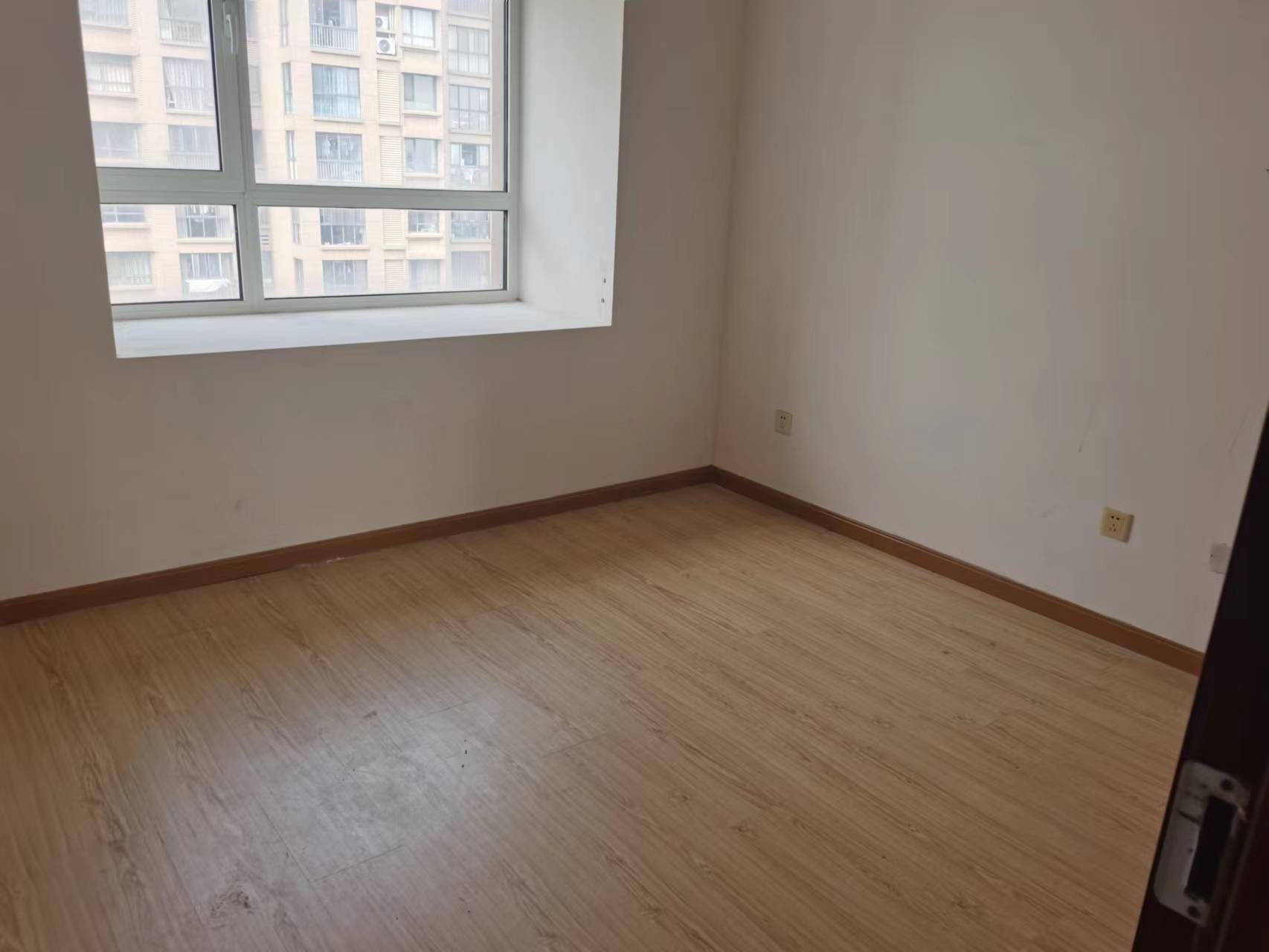 弘阳上城 3室2厅1卫 116m&sup2;