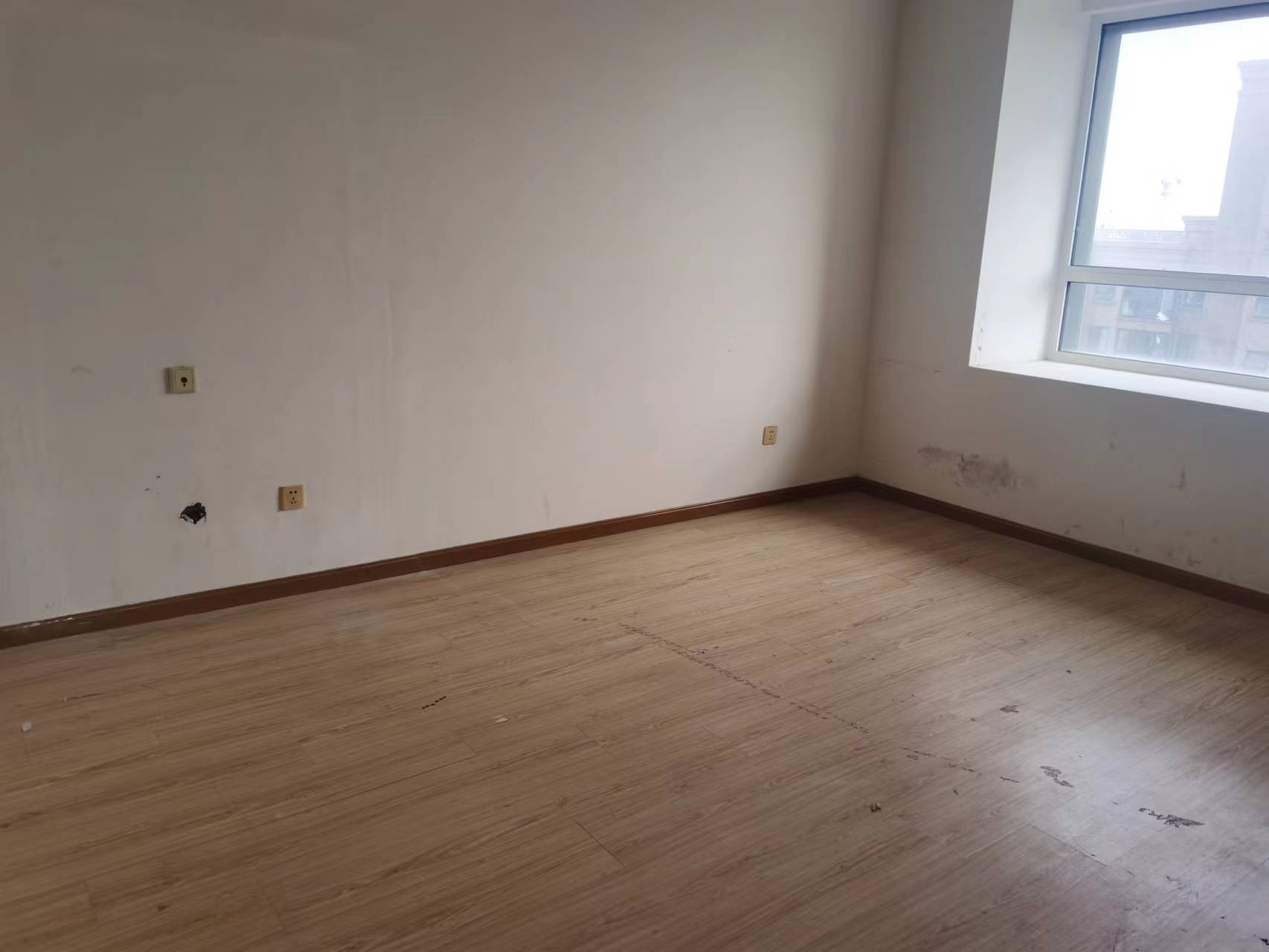 弘阳上城 3室2厅1卫 116m&sup2;