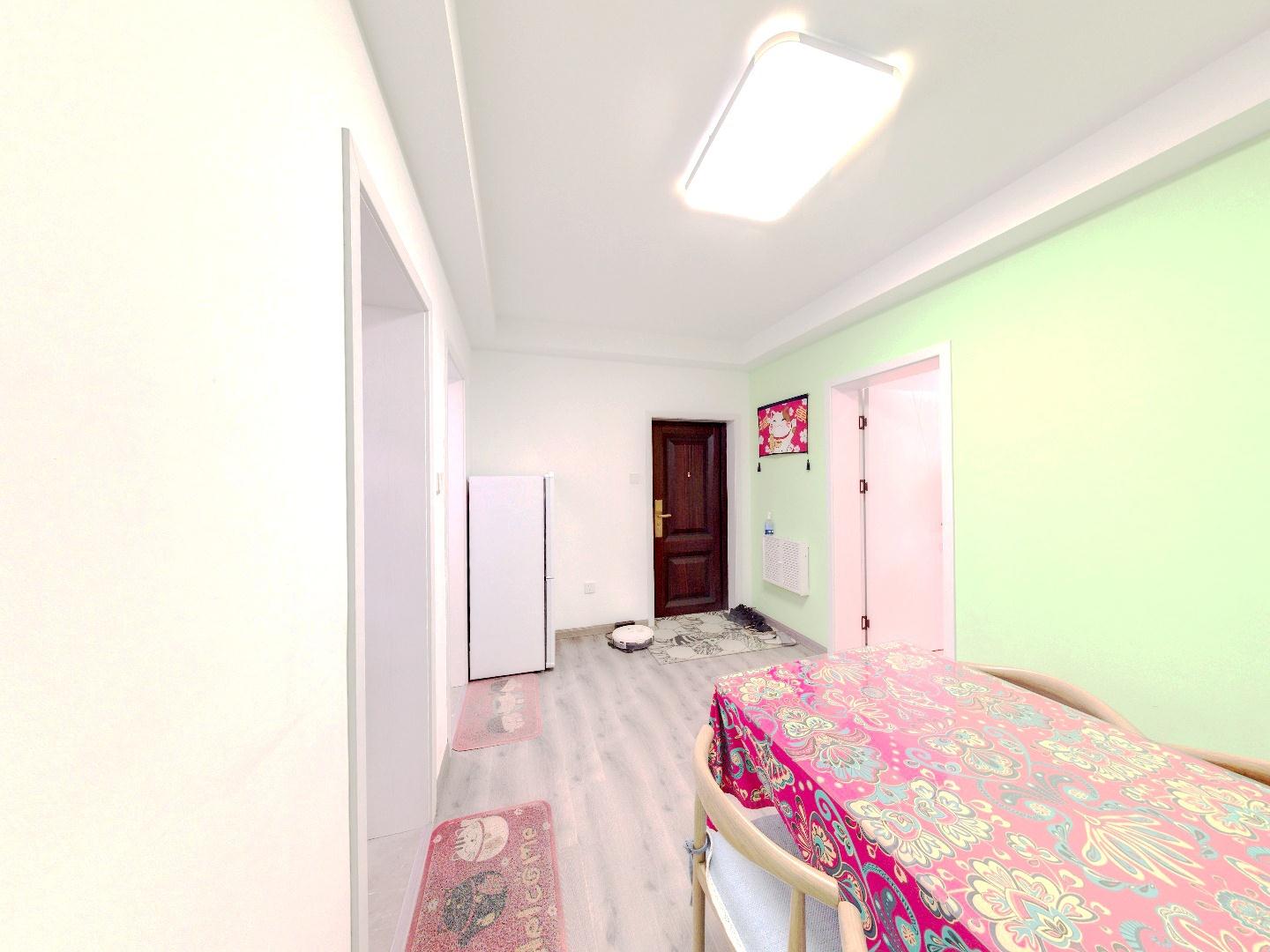 越江新村 1室1厅1卫 47m&sup2;