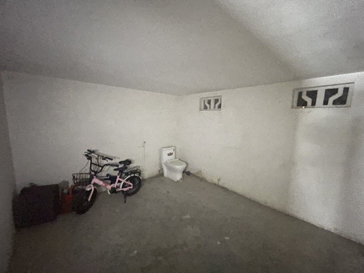 天都花苑 1室1厅1卫 36m&sup2;