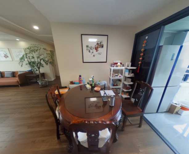 天润锦园 3室2厅2卫 132.30m²
