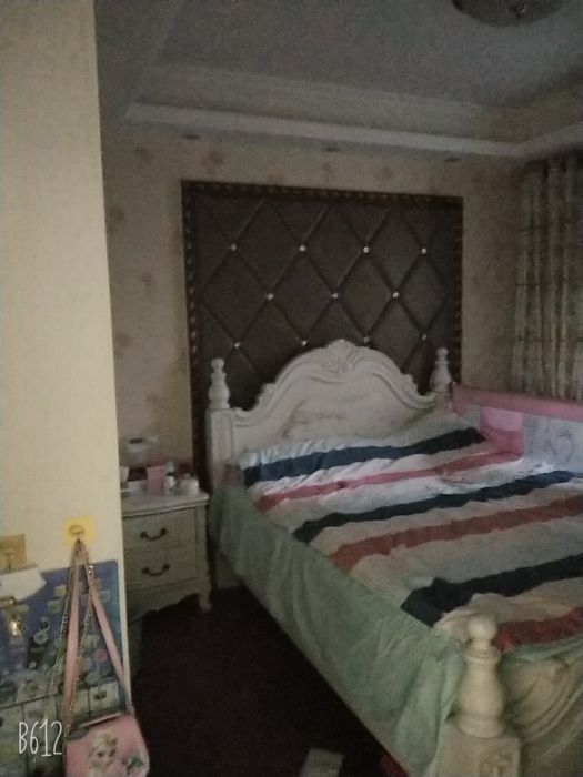 桂花小镇 3室2厅1卫 123.3m&sup2;