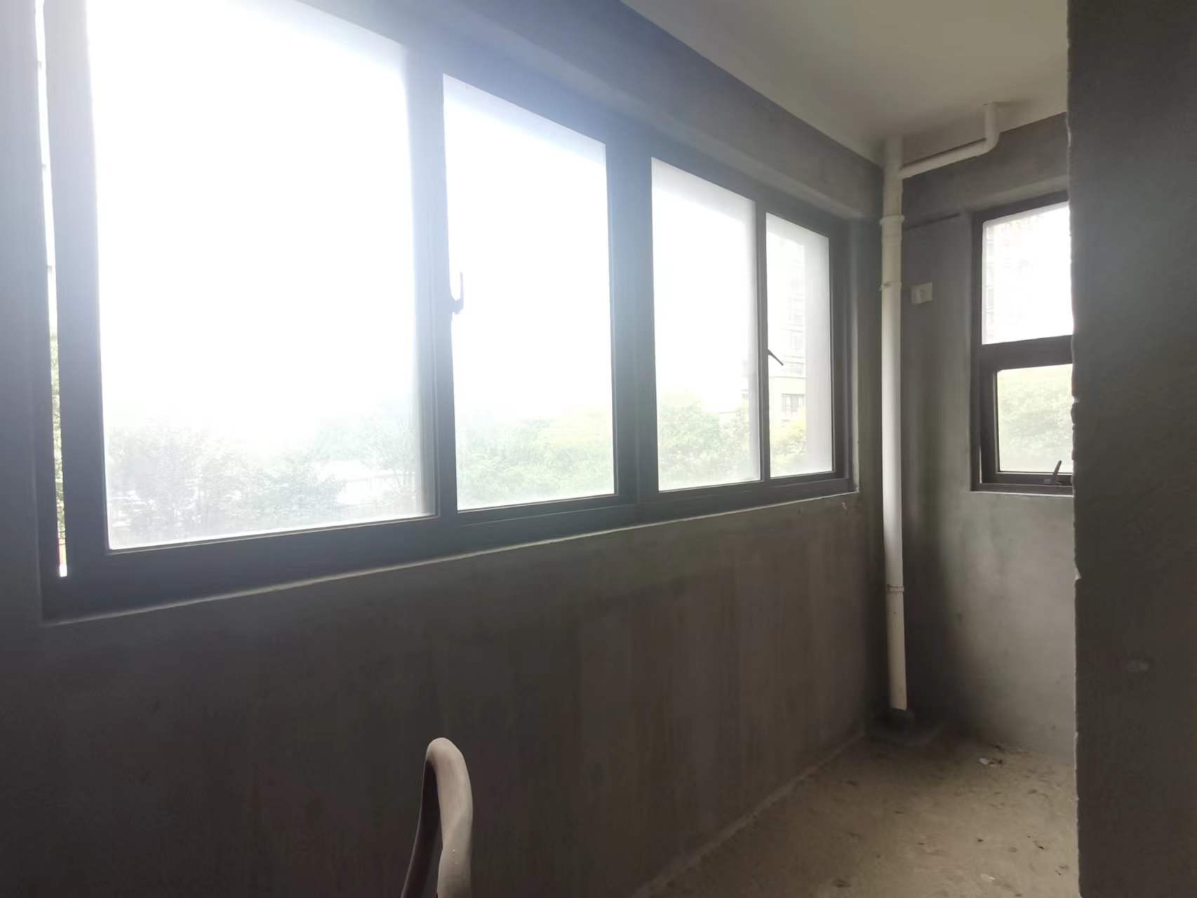 紫东南苑南区 2室1厅1卫 96m&sup2;