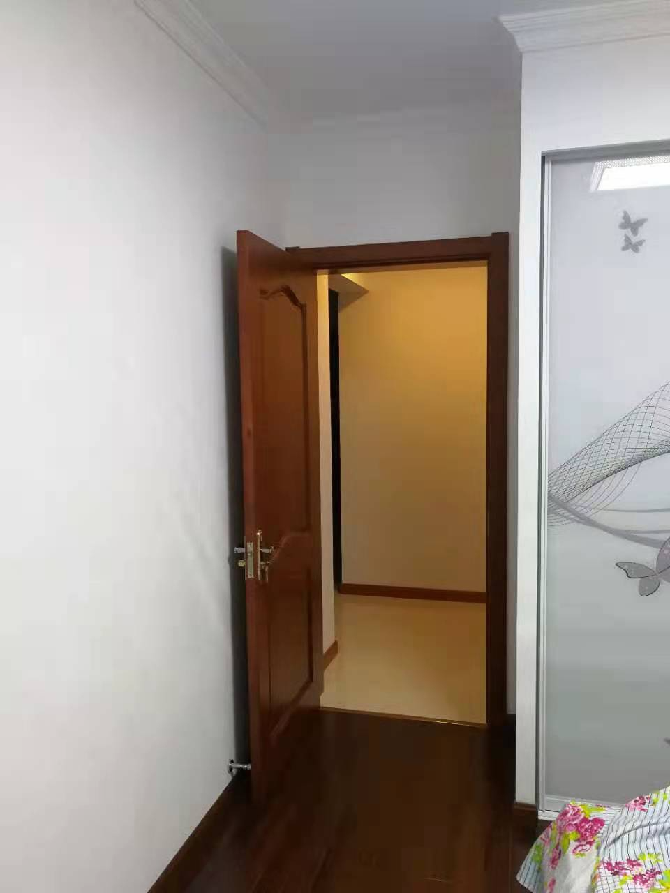 南山国际社区 2室2厅1卫 87m&sup2;
