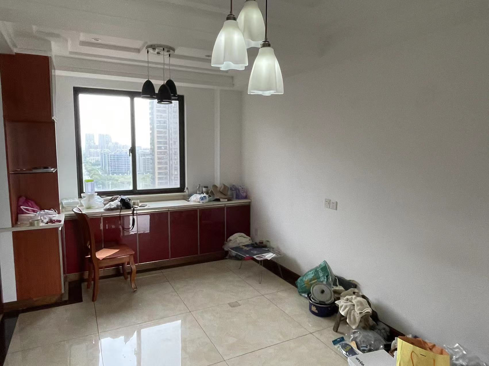 华强城一期 4室2厅2卫 159m&sup2;
