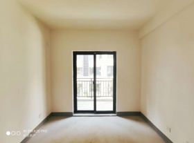 佳期漫 3室2厅2卫 100.00m²