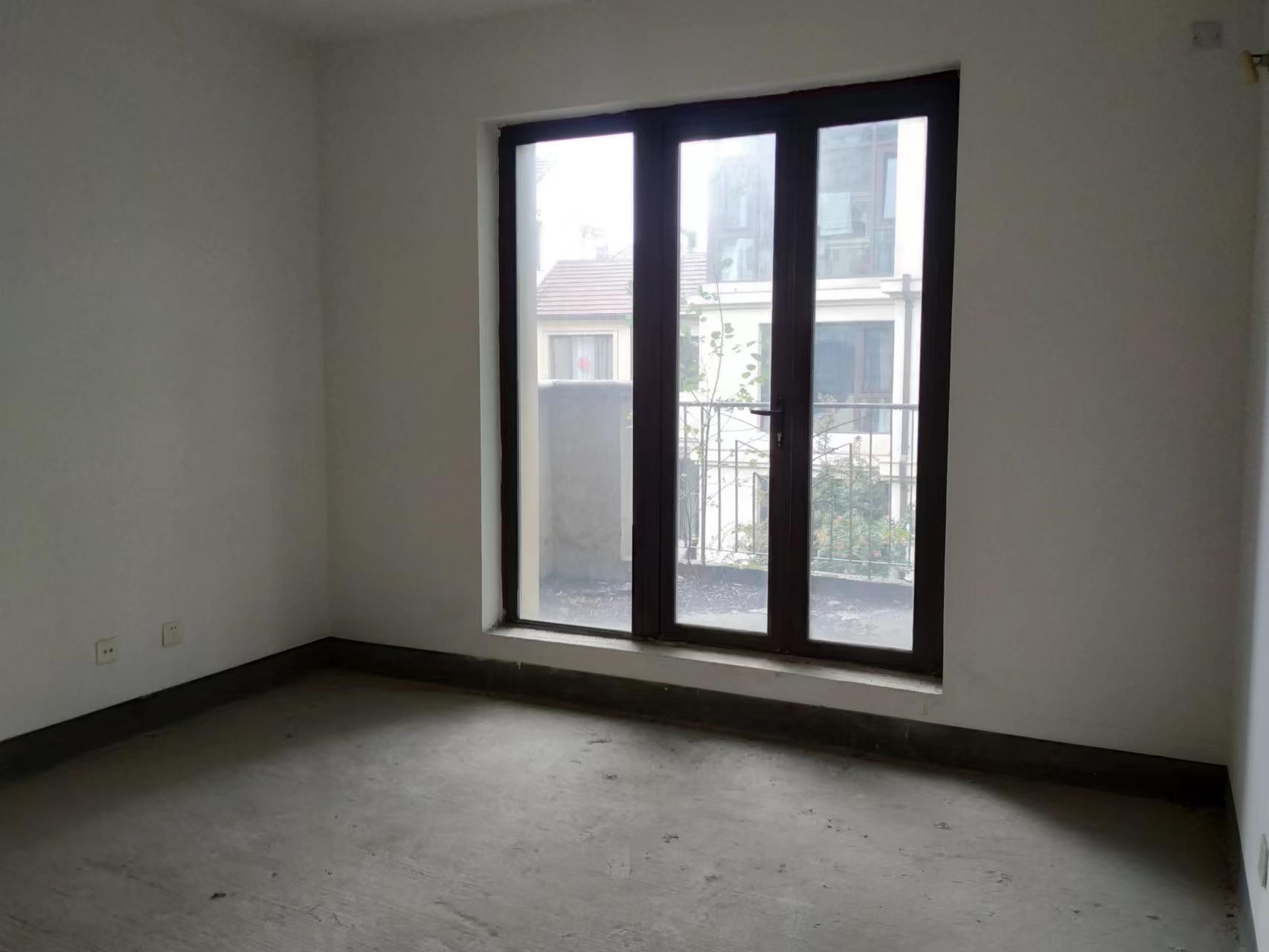 金河名人世家 4室2厅3卫 309.00m&sup2;
