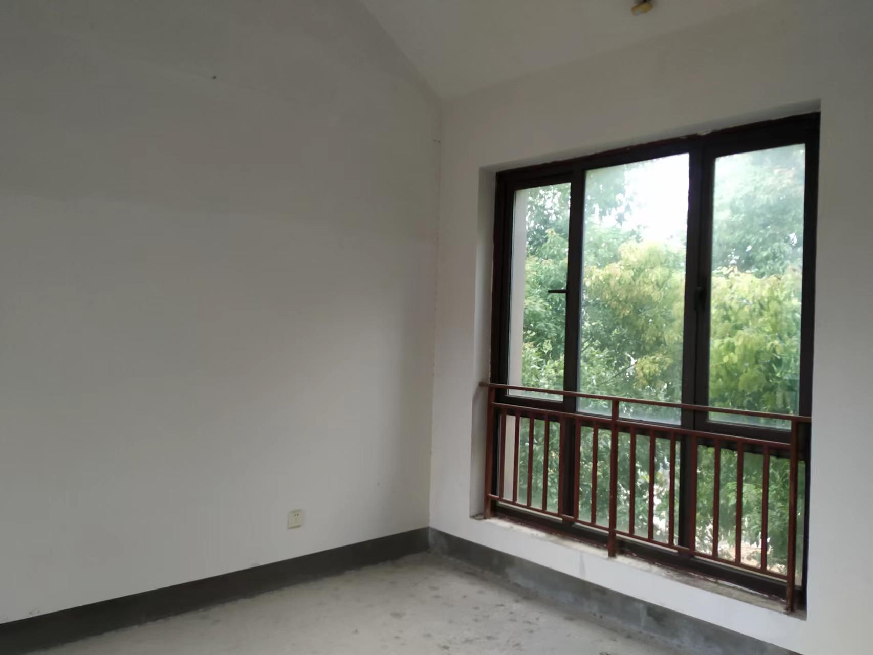 金河名人世家 4室2厅3卫 309.00m&sup2;