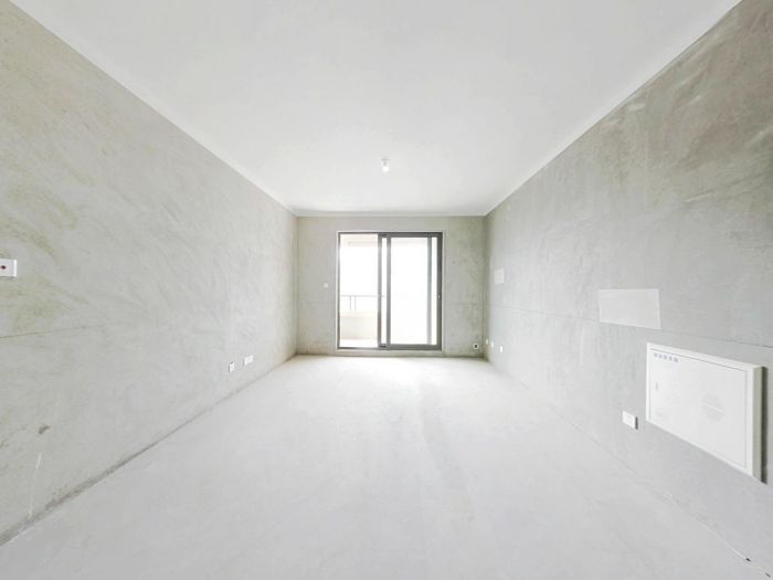 保利香槟国际 3室2厅2卫 115m&sup2;