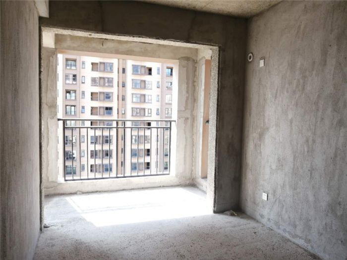 华强城 2室2厅1卫 88m&sup2;
