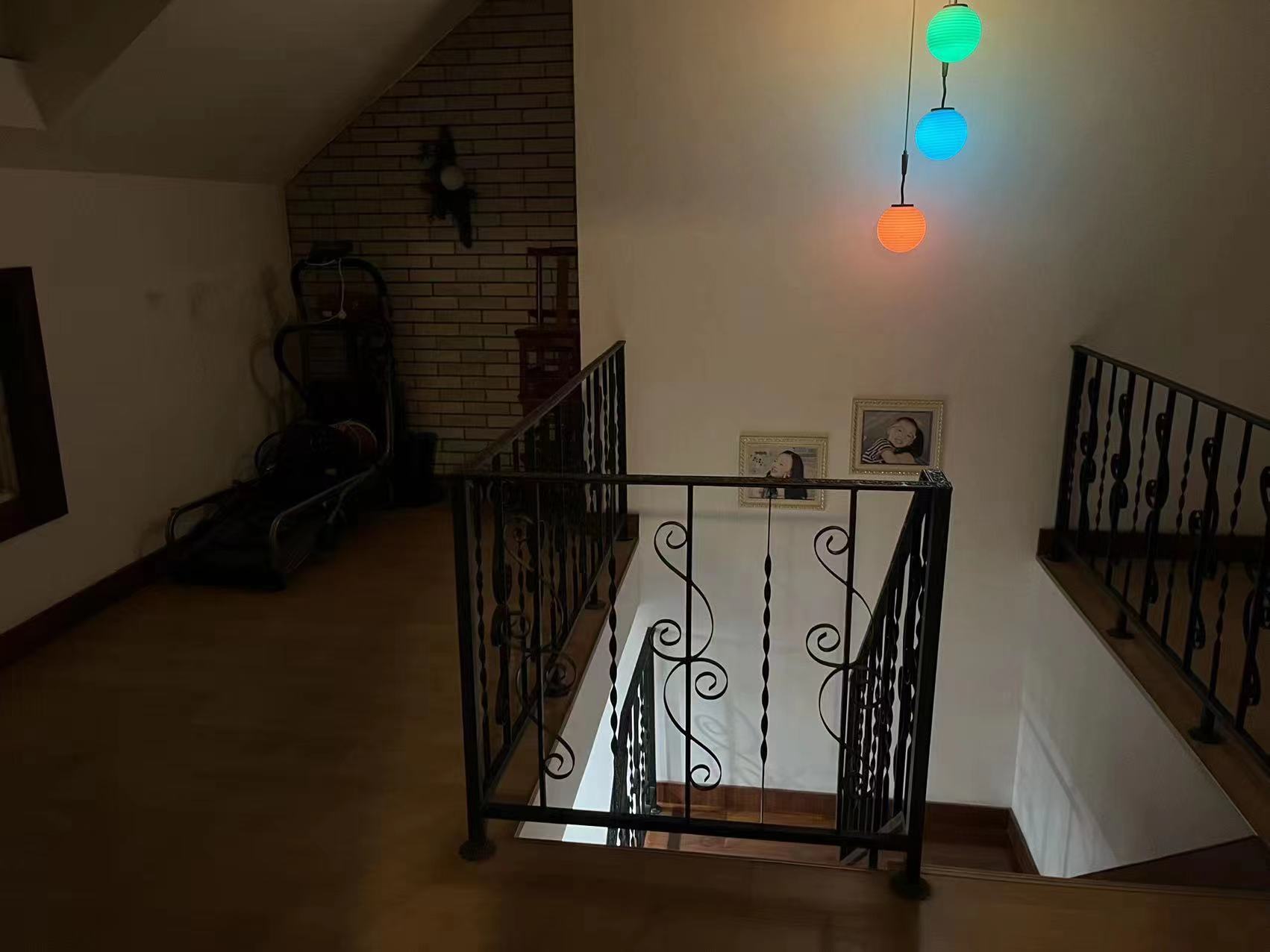 黎明花园 2室2厅2卫 141.10m&sup2;