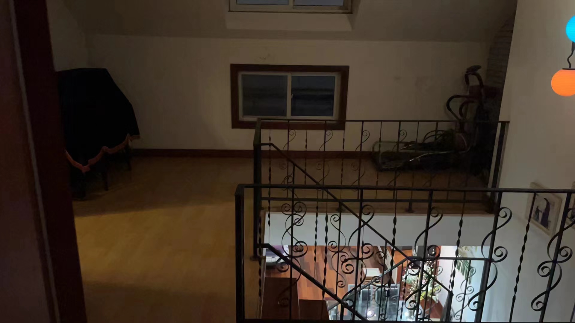 黎明花园 2室2厅2卫 141.10m&sup2;
