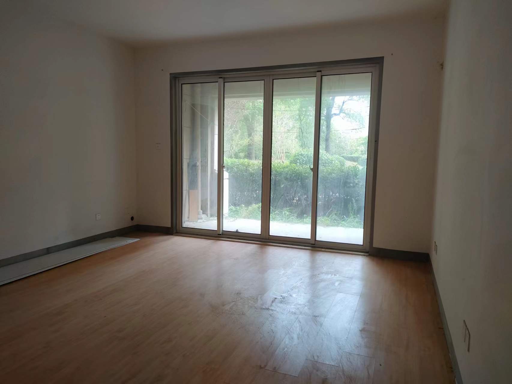 江山鼎 2室2厅1卫 125m&sup2;