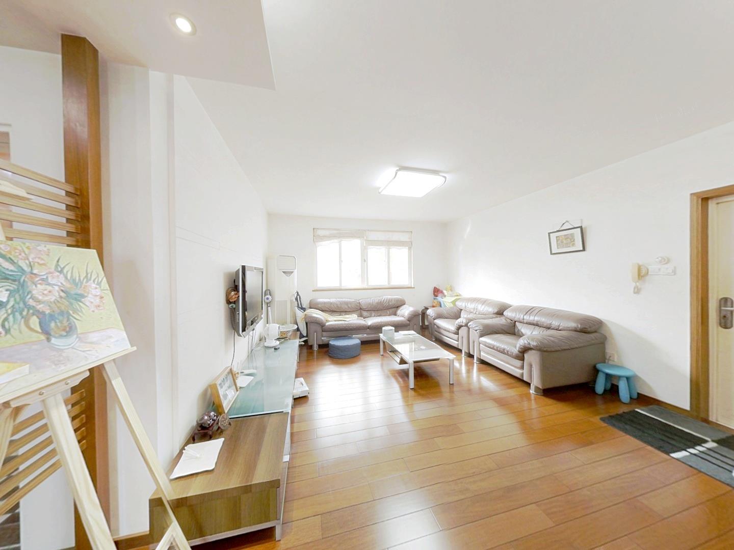 健康公寓 3室2厅1卫 130.75m&sup2;
