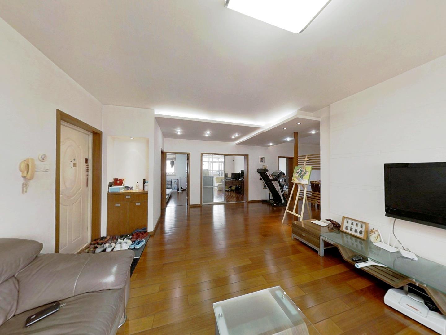 健康公寓 3室2厅1卫 130.75m&sup2;