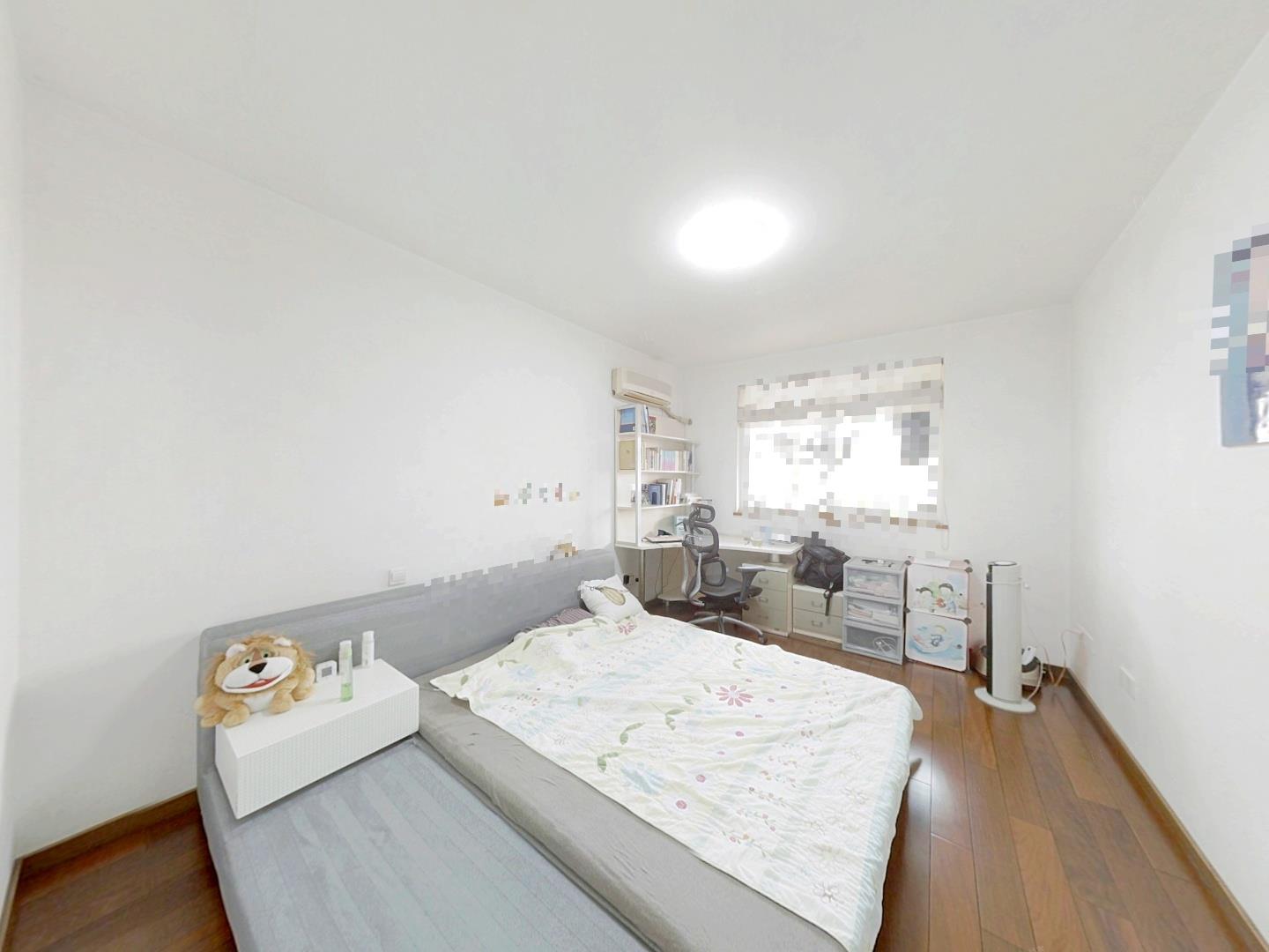 健康公寓 3室2厅1卫 130.75m&sup2;