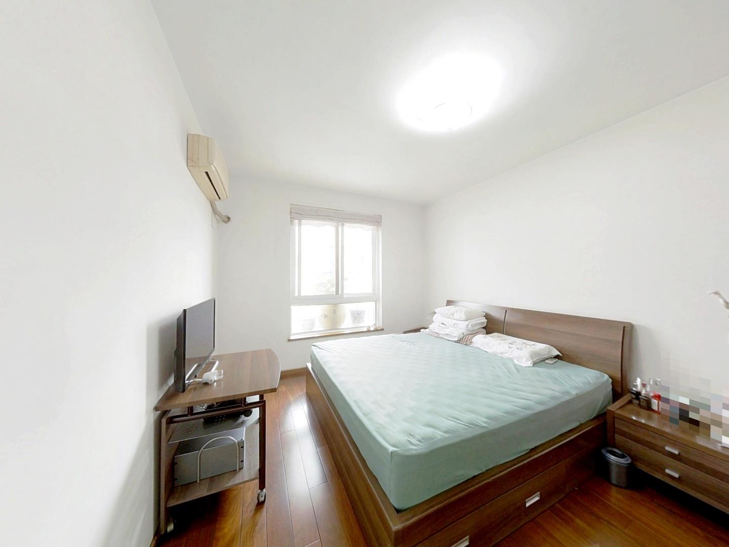 健康公寓 3室2厅1卫 130.75m&sup2;