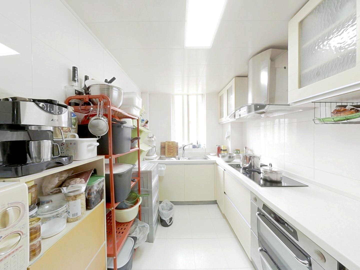 健康公寓 3室2厅1卫 130.75m&sup2;