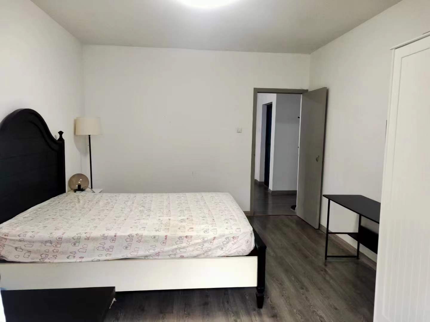 星通花园 1室1厅1卫 55m&sup2;