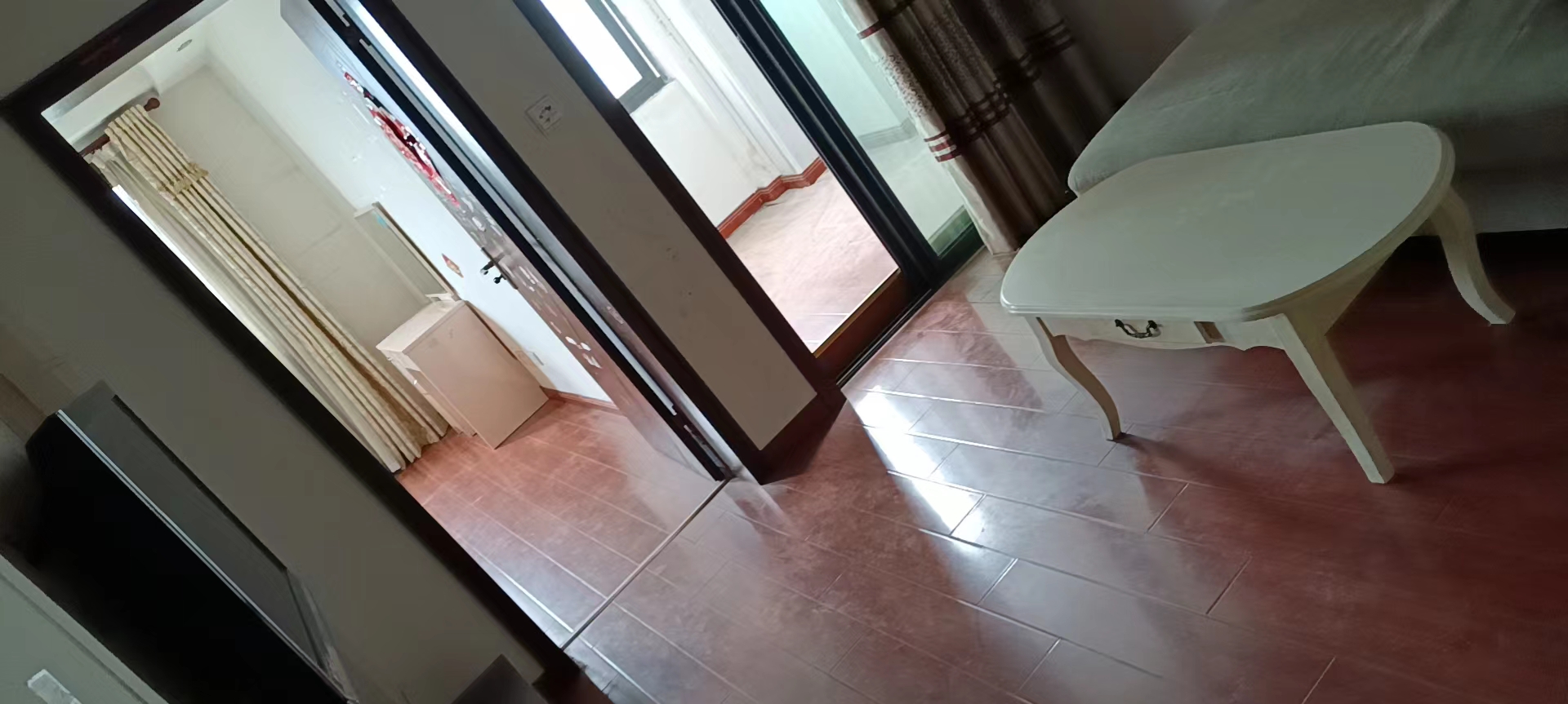 高迪晶城 2室1厅1卫 67.00m&sup2;