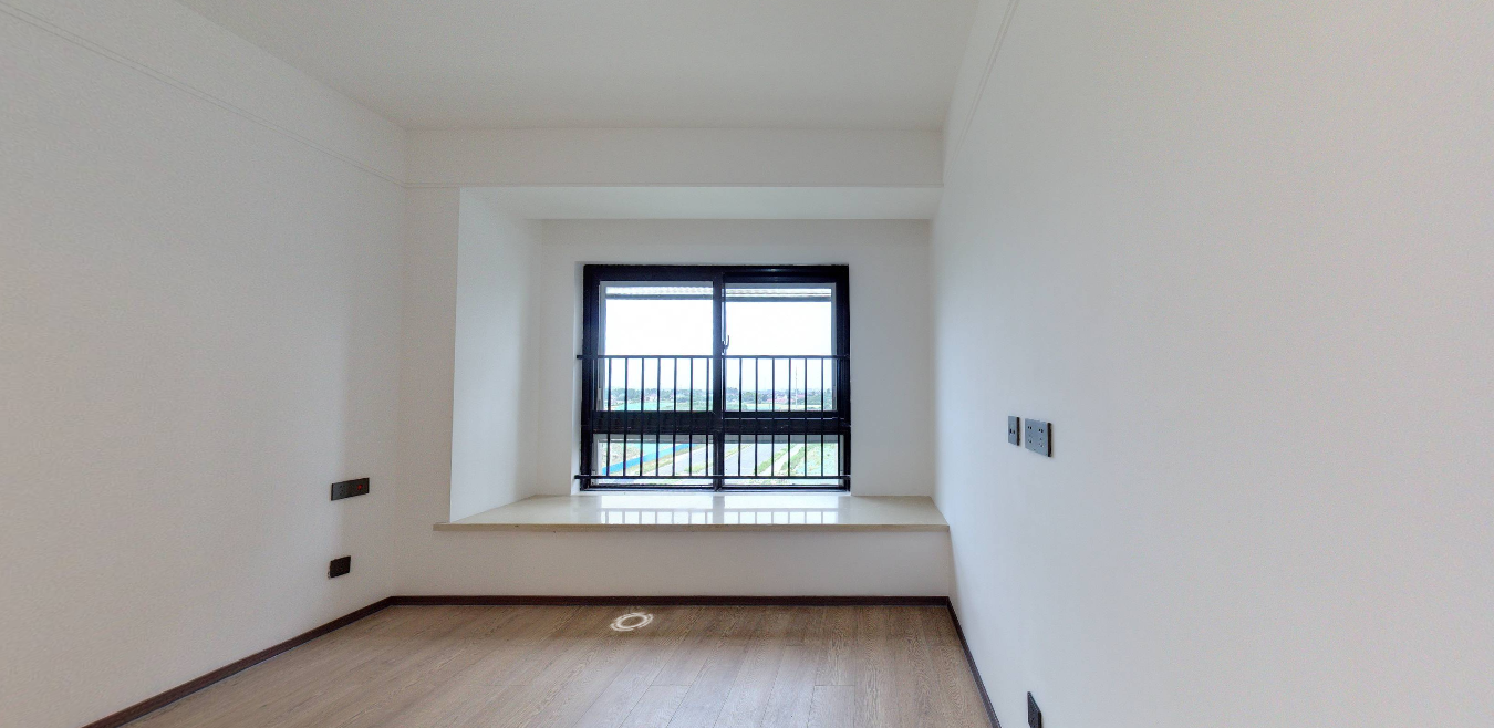 中南珑悦 3室2厅1卫 95m&sup2;