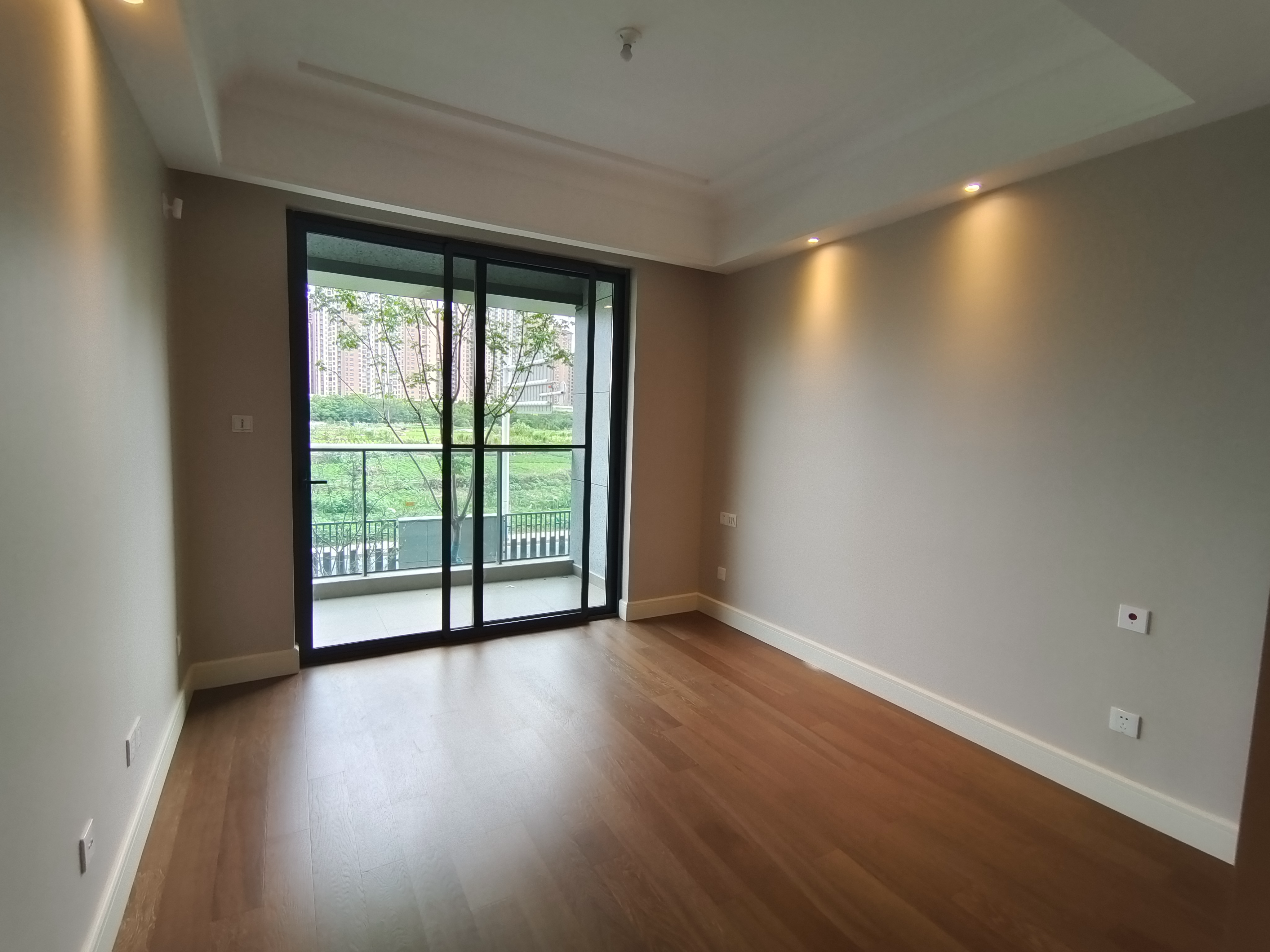 绿城桂语江南 3室2厅2卫 109m²