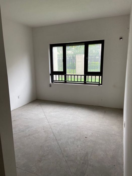 盛和九里香堤一期 3室2厅2卫 312m&sup2;