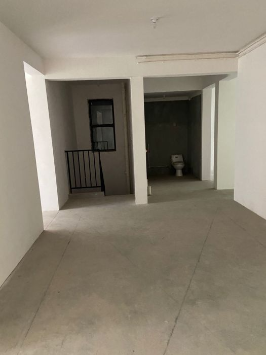 盛和九里香堤一期 3室2厅2卫 312m&sup2;