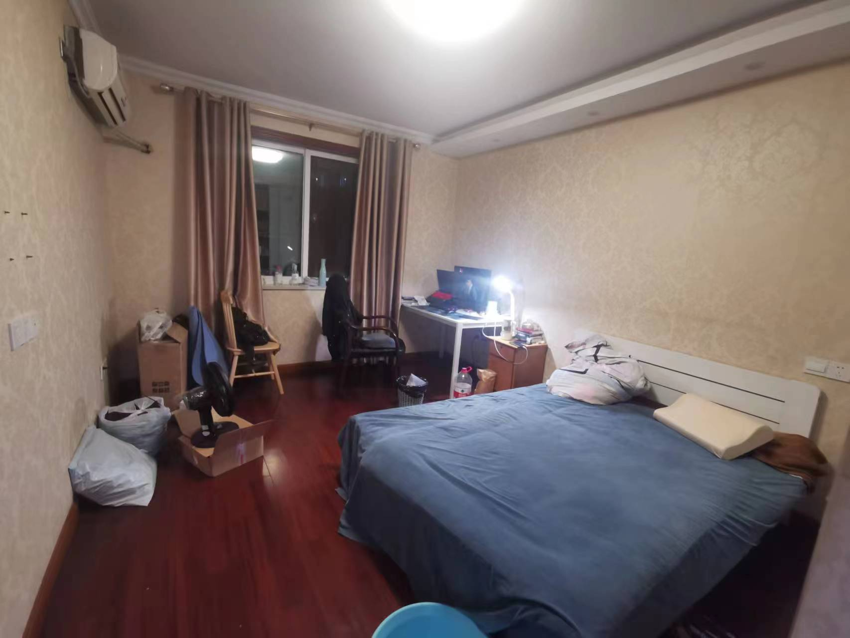 城山家园 4室2厅1卫 144m&sup2;