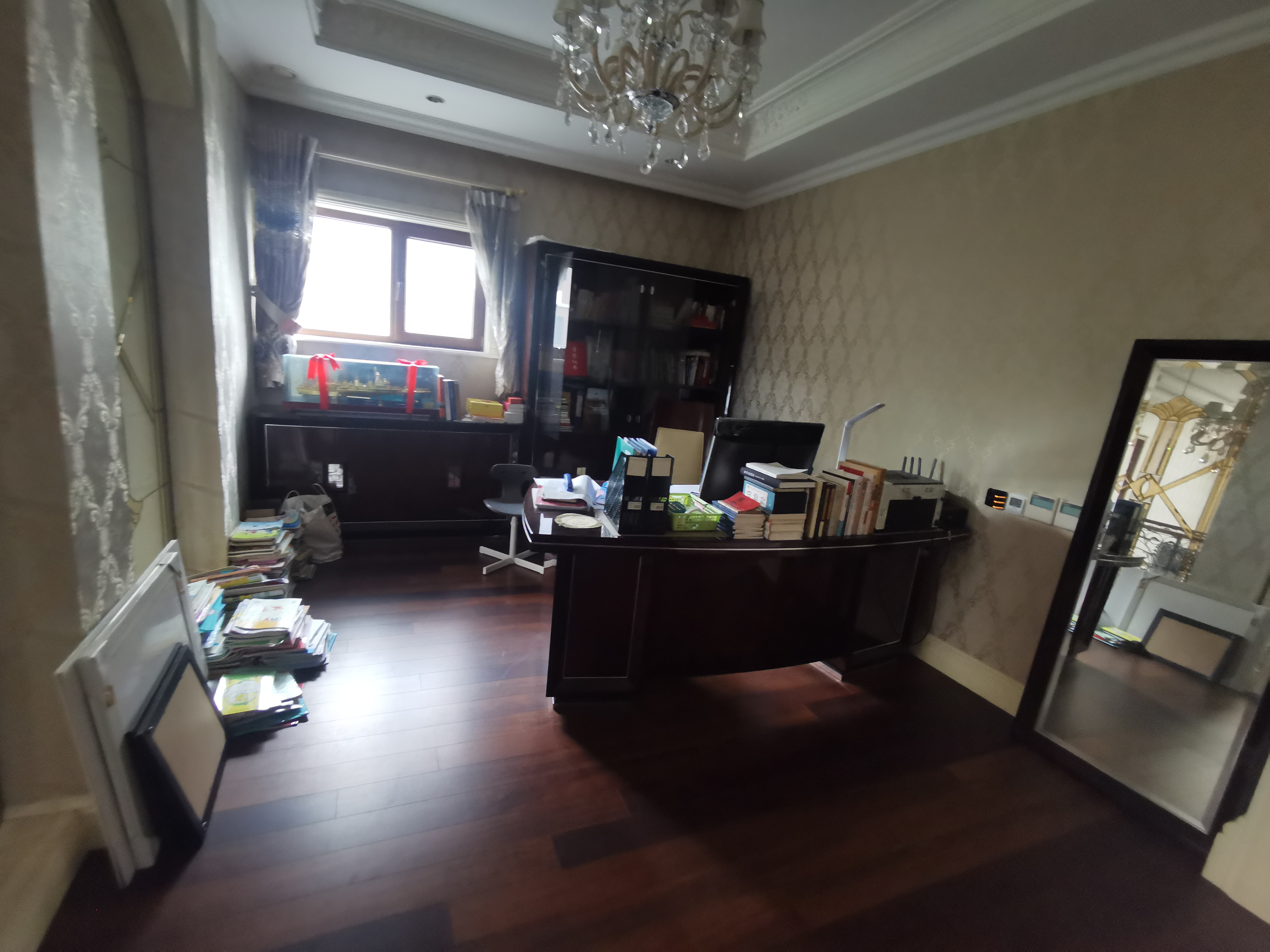 兆丰嘉园 5室2厅3卫 325.00m&sup2;