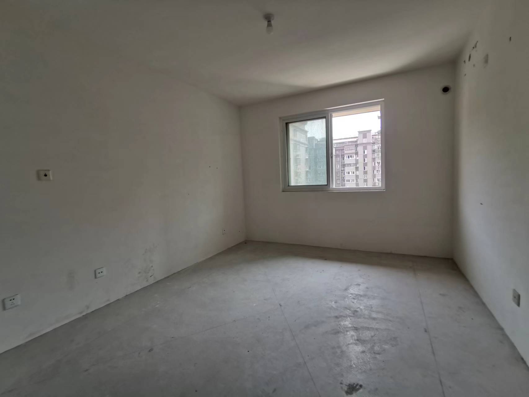 景和花苑 3室2厅1卫 124m&sup2;