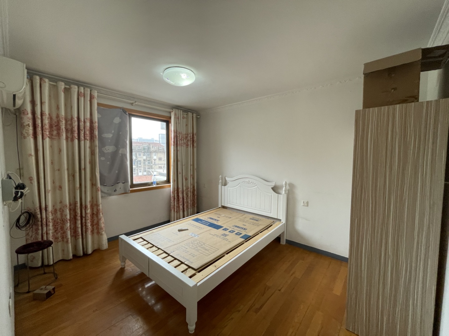 易家桥新村 2室1厅1卫 60m&sup2;