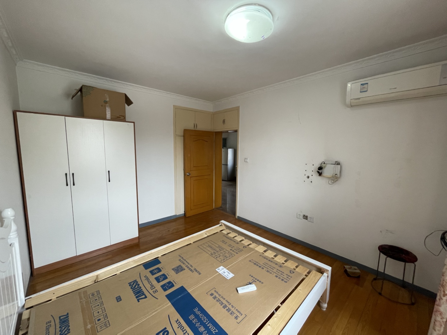 易家桥新村 2室1厅1卫 60m&sup2;