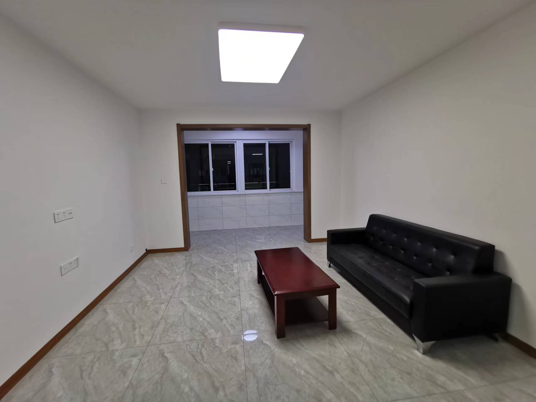 景和花苑 3室2厅2卫 146m²