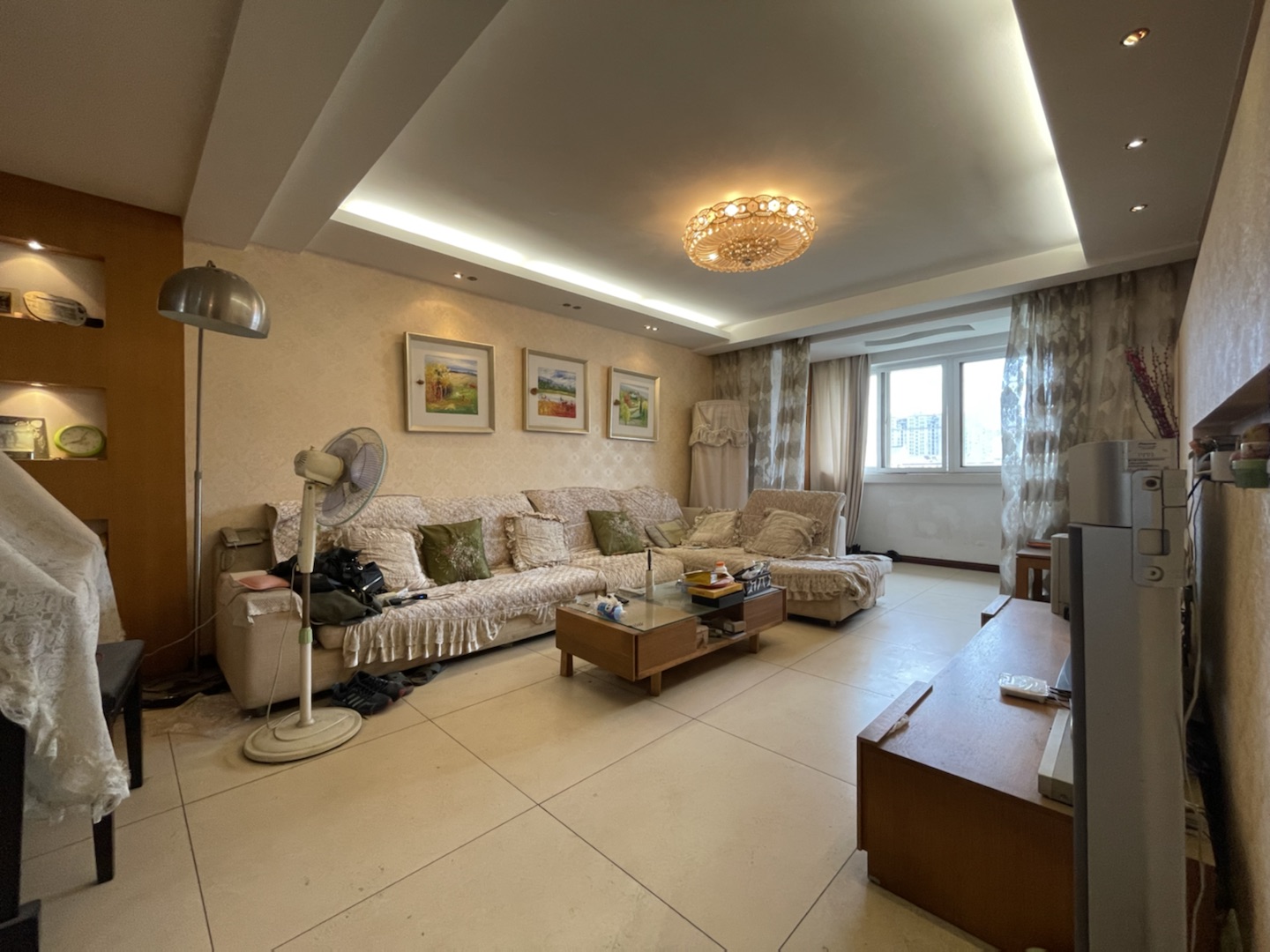 春晖花园 3室1厅1卫 138m&sup2;
