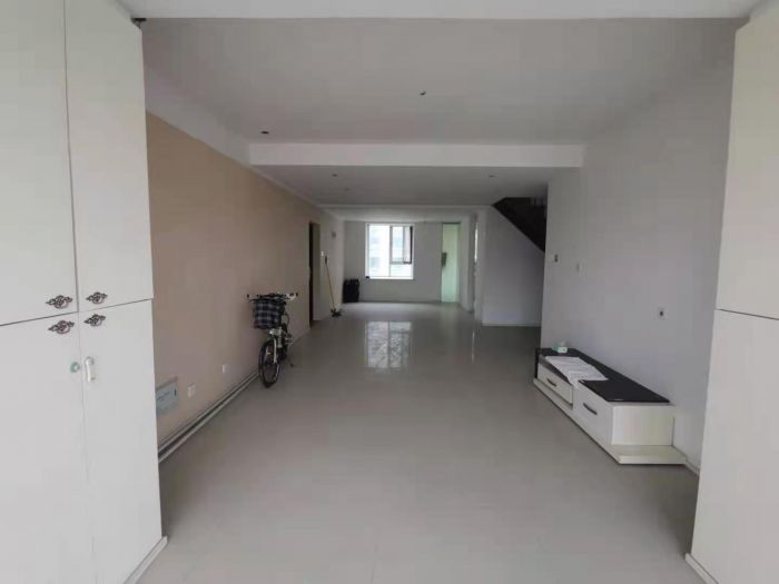 苏建花园城 4室2厅2卫 175m&sup2;