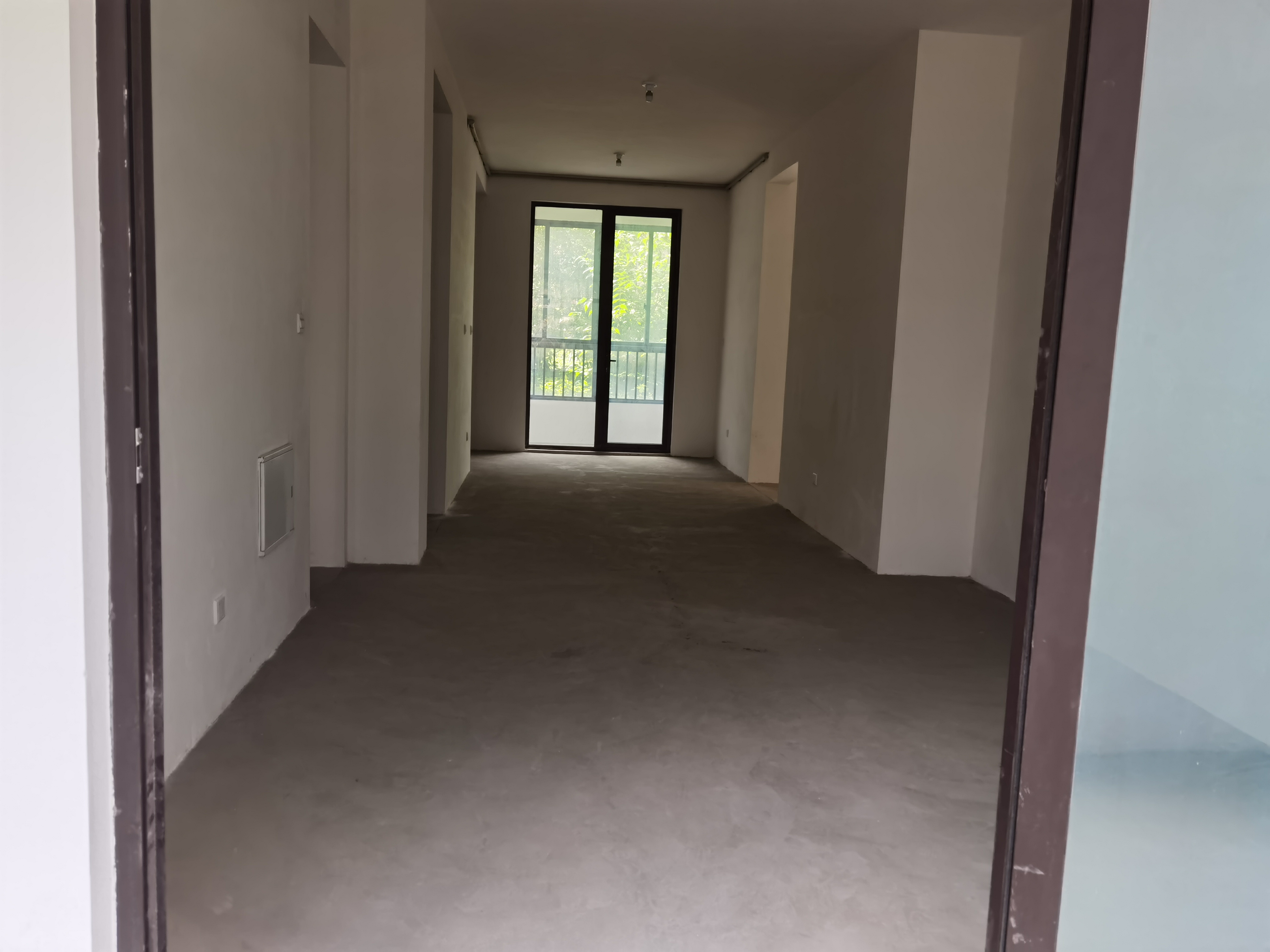 万濠山庄 3室2厅2卫 141m&sup2;