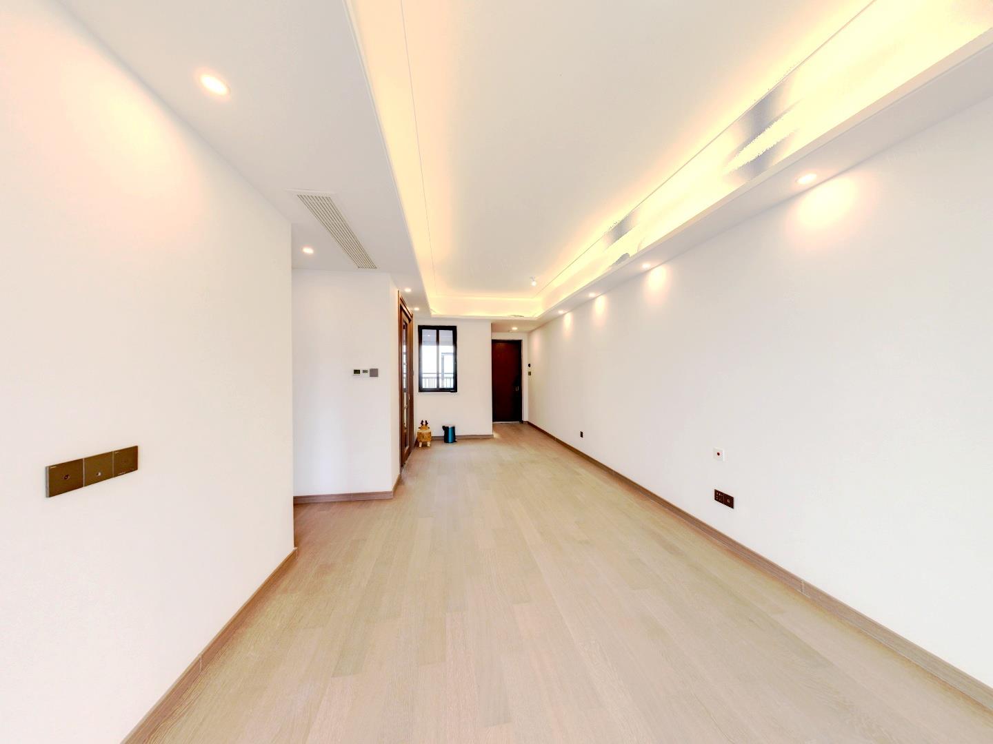 君兰天悦 4室2厅2卫 130m&sup2;