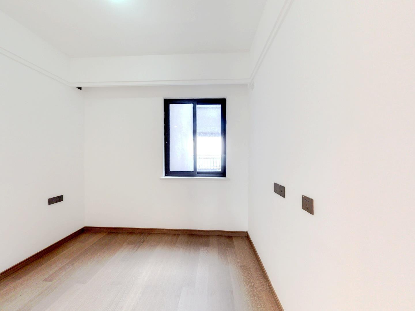 君兰天悦 4室2厅2卫 130m&sup2;