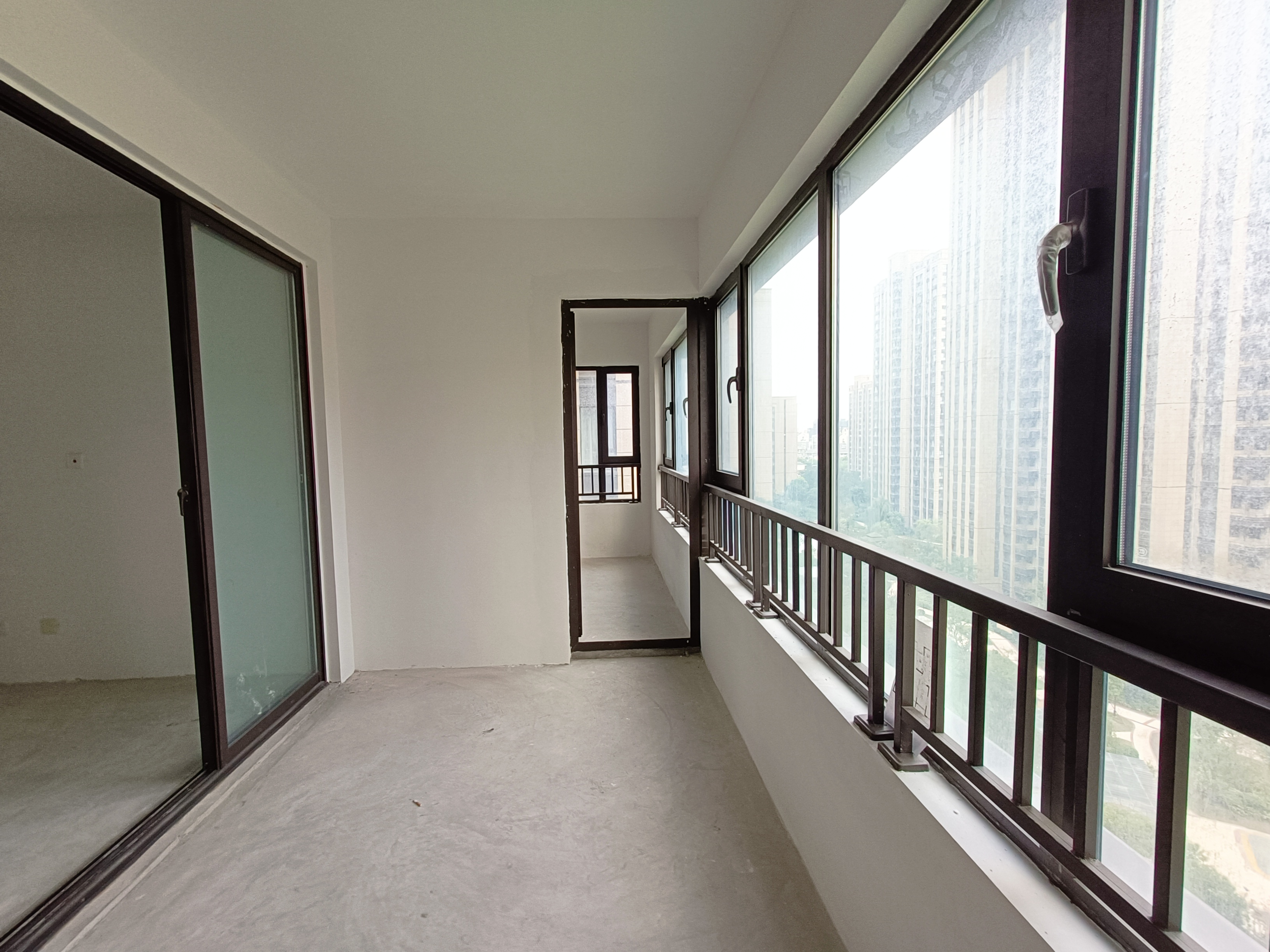 苏建名都城 4室2厅3卫 188.78m²