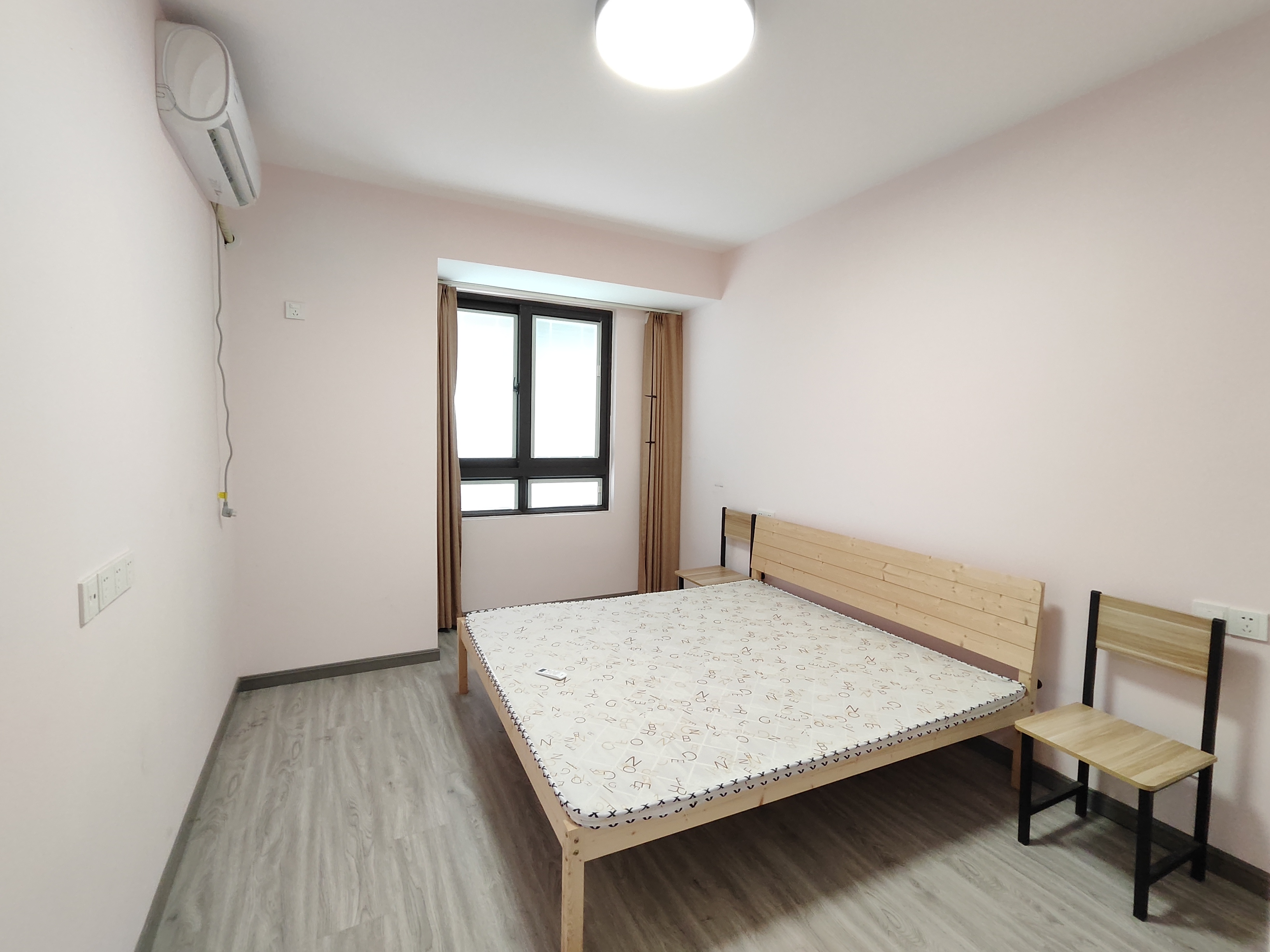 保利香槟国际 3室2厅3卫 101.00m&sup2;