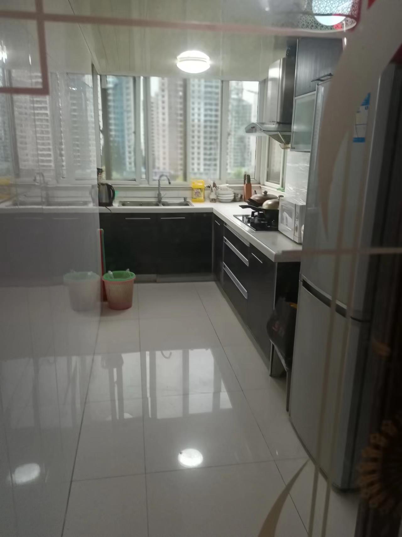 怡园新苑 3室1厅1卫 92m&sup2;