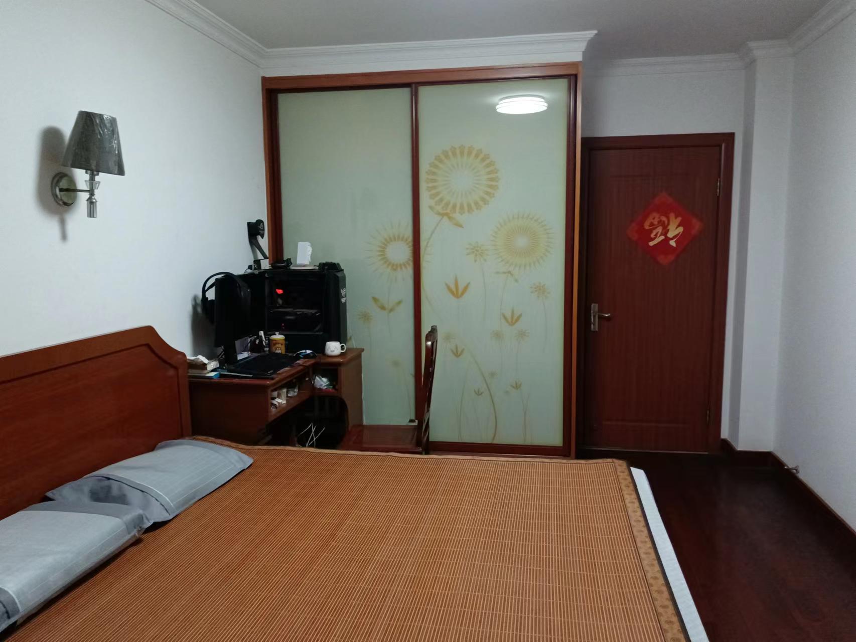 怡园新苑 3室1厅1卫 92m&sup2;