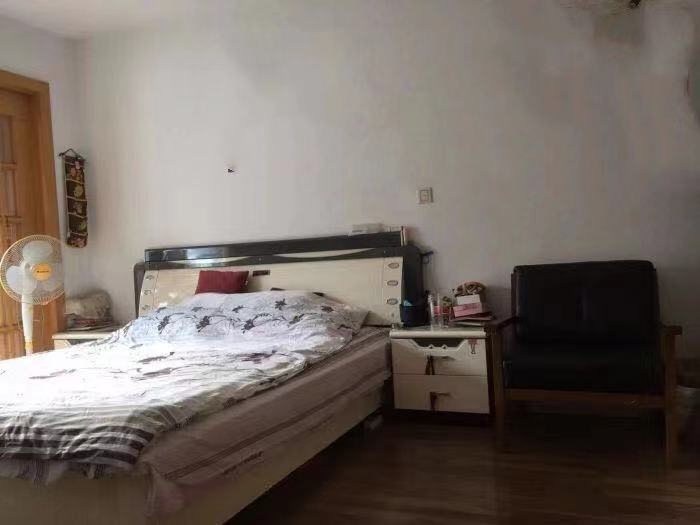 任港路2号 2室1厅1卫 64m&sup2;
