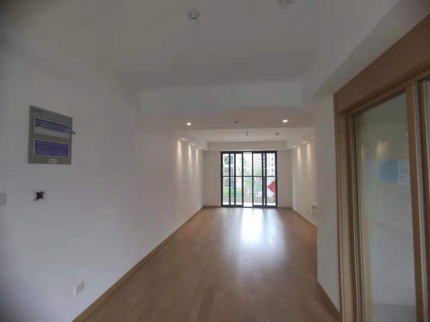 时光漫城 4室2厅2卫 125m&sup2;