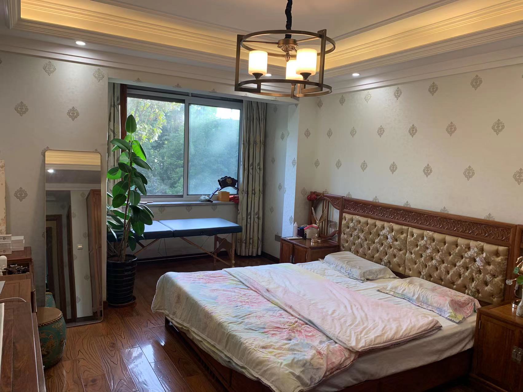 军山花园 3室2厅2卫 138.69m&sup2;