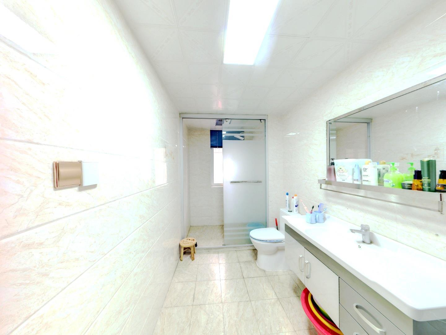 景河苑 3室2厅1卫 117m&sup2;