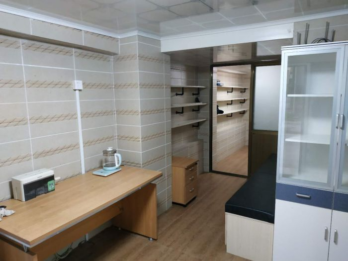 万象新路 3室2厅1卫 82m&sup2;